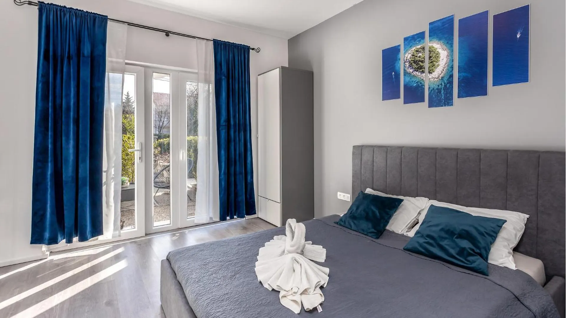 Lovely Apartment In Jadranovo With Wifi 0*,  Chorvatsko