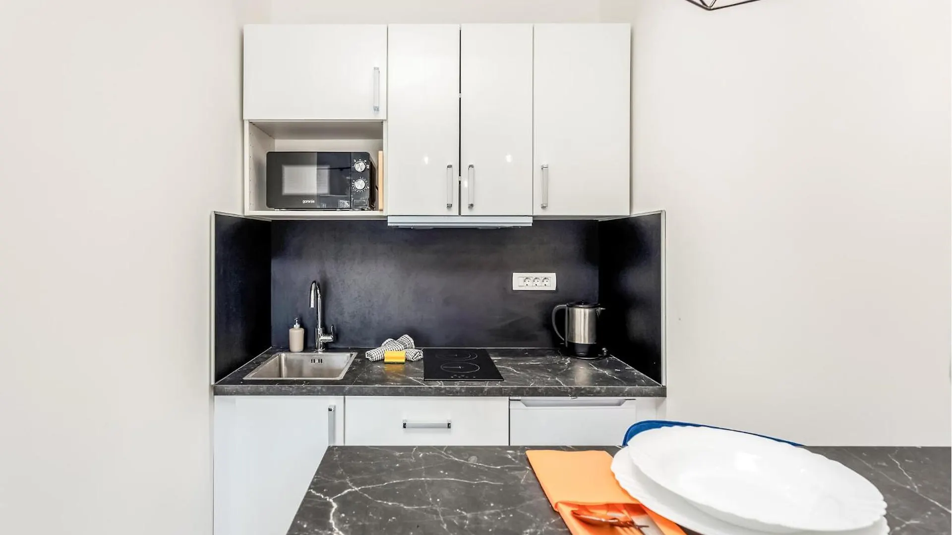 Lovely Apartment In Jadranovo With Wifi