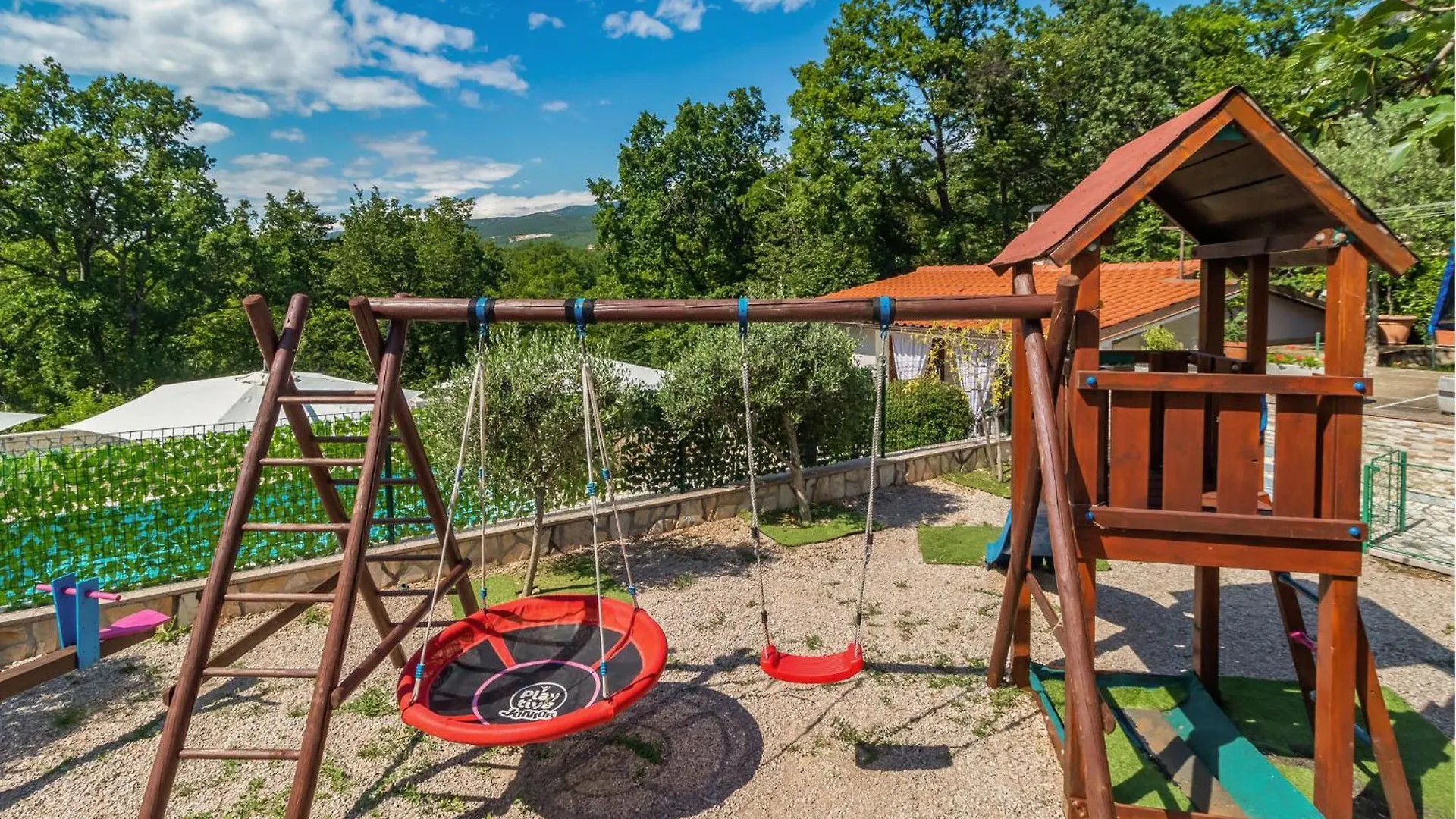 Lovely Apartment In Jadranovo With Wifi